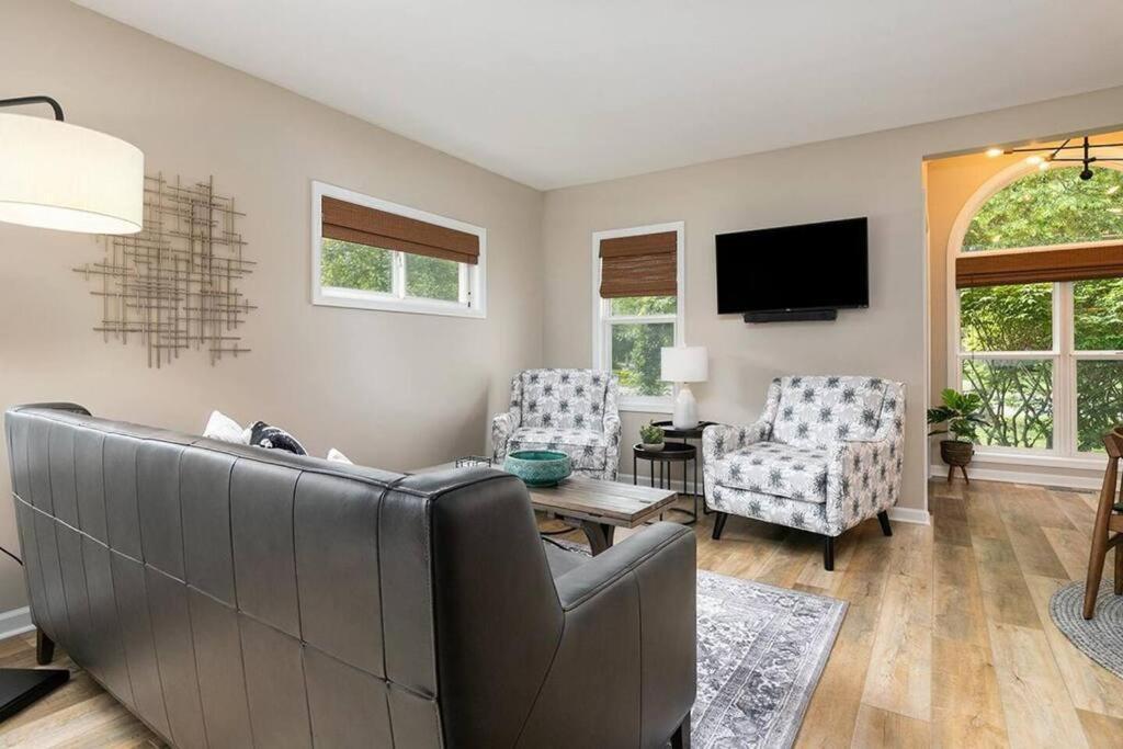 فيلا 2Min Walk Downtown-Pet Friendly-Offstreet Parking ساوغاتوك المظهر الخارجي الصورة